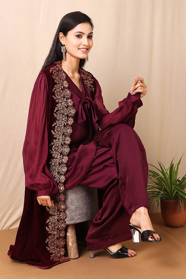 AAS COUTURE CAPE SET WITH ZARI EMBROIDERY 