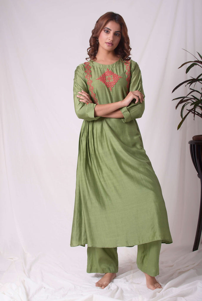 SILK KASUTI KURTA SET AAS Couture